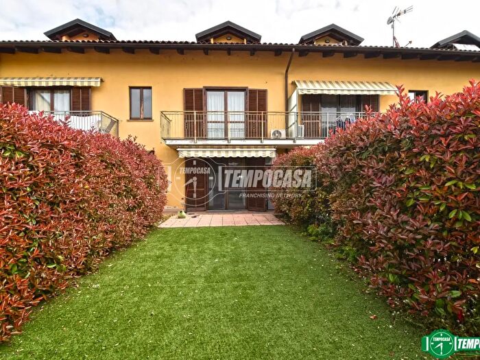 Appartamento quadrilocale in vendita in Via Giardini, Lombardore