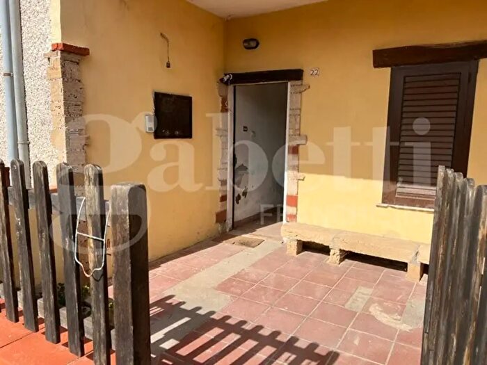 Appartamento trilocale in vendita in Via su Rachi E Mesu Sn, San Vero Milis