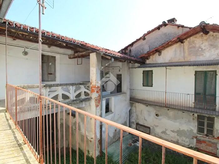 Casa con 18 locali in vendita in Via Vittorio Veneto, San Secondo Di Pinerolo