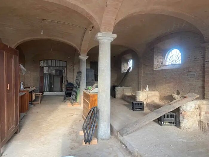 Casa con 6 locali in vendita in Gattatico