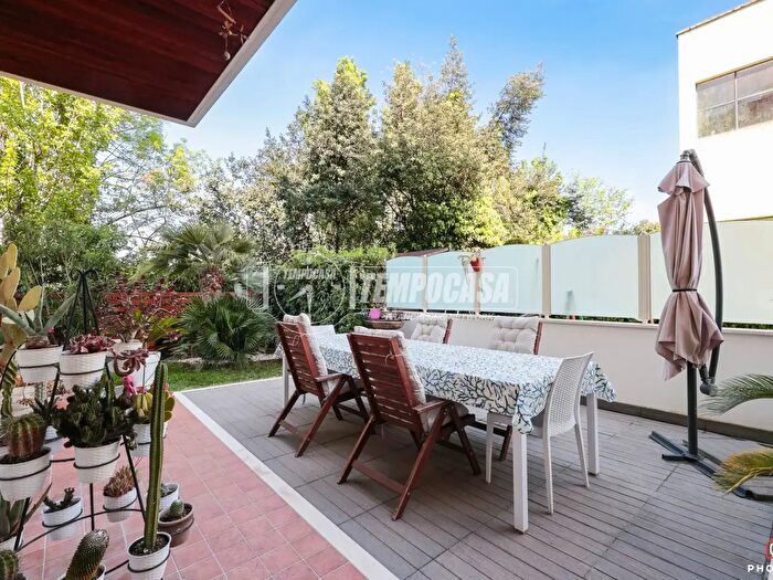 Appartamento trilocale in vendita in Via Adriatica, Riccione