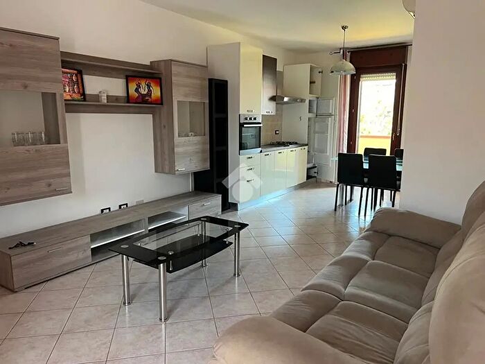 Appartamento trilocale in affitto in Via Velio Spano, Sestu