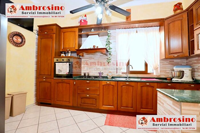 Appartamento trilocale in vendita in Via Tevere, Macerata Campania