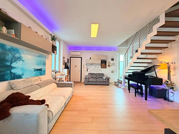 Appartamento quadrilocale in affitto in Via Armando Diaz, Gorgonzola