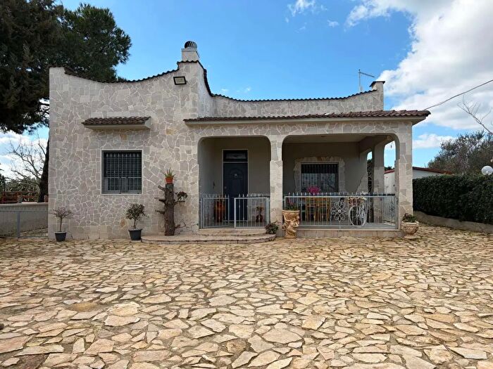 Casa quadrilocale in vendita in Contrada Monteciminiello, Francavilla Fontana