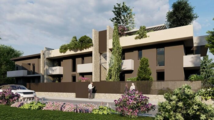 Appartamento quadrilocale in vendita in Via Alberto Chiarini, Teramo