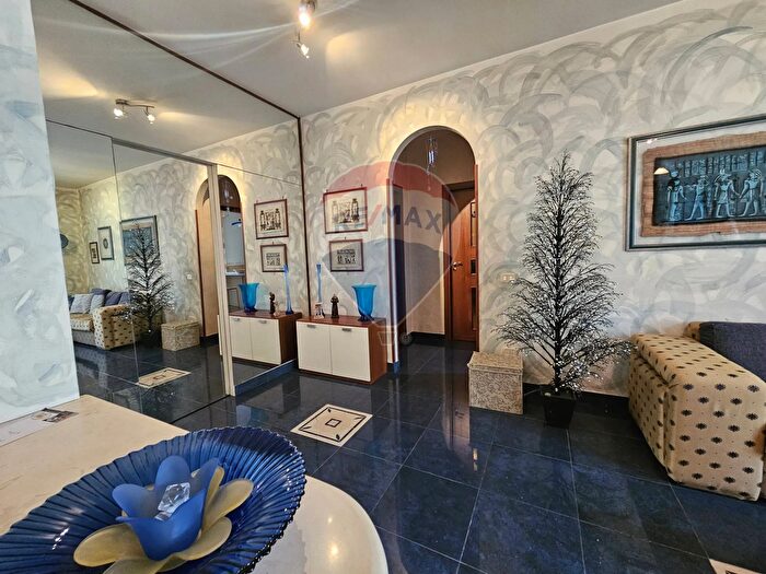 Appartamento quadrilocale in vendita in Via Nicolò Derelitto, Bagheria