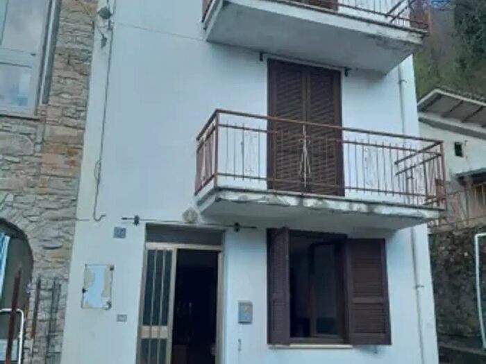 Casa quadrilocale in vendita in Località SalaBiana, Ponte DellOlio