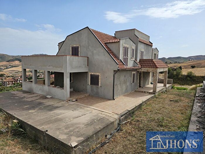 Casa in vendita in Regia Trazzera Calascibetta Barrafranca, Enna