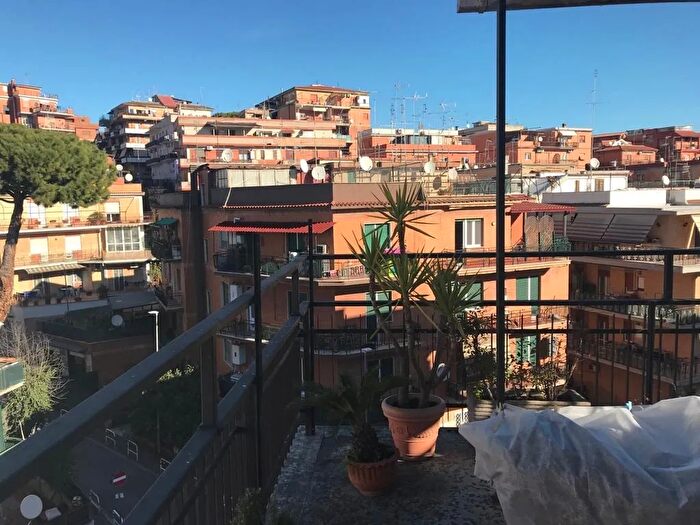 Appartamento bilocale in vendita in Via Orti della Magliana, Roma