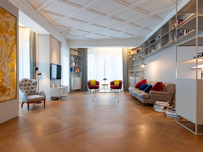 Appartamento con 5 locali in affitto in Morgagni, Milano