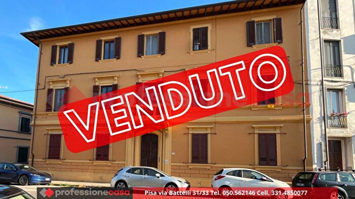 Appartamento quadrilocale in vendita in Via Corridoni, Pisa