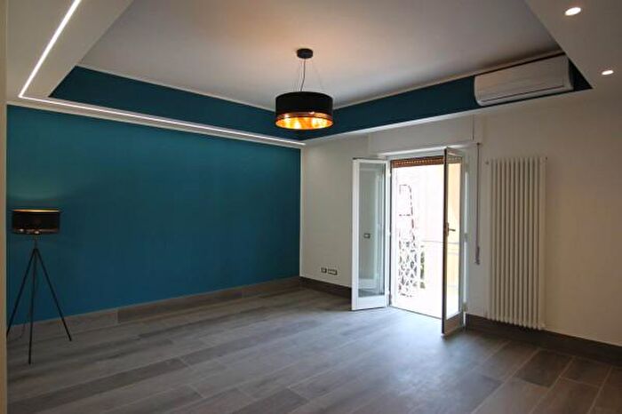 Appartamento trilocale in affitto in Via Teresa Gnoli, Roma