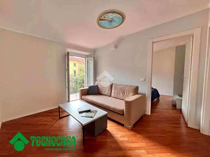 Appartamento con 5 locali in vendita in Via Mazzini, Sarzana