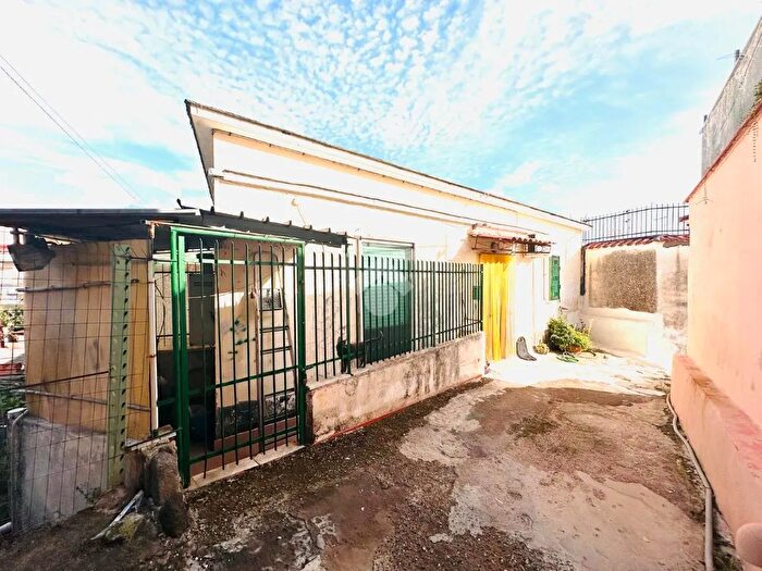 Appartamento bilocale in vendita in Via Cappella Bianchini, Torre Del Greco