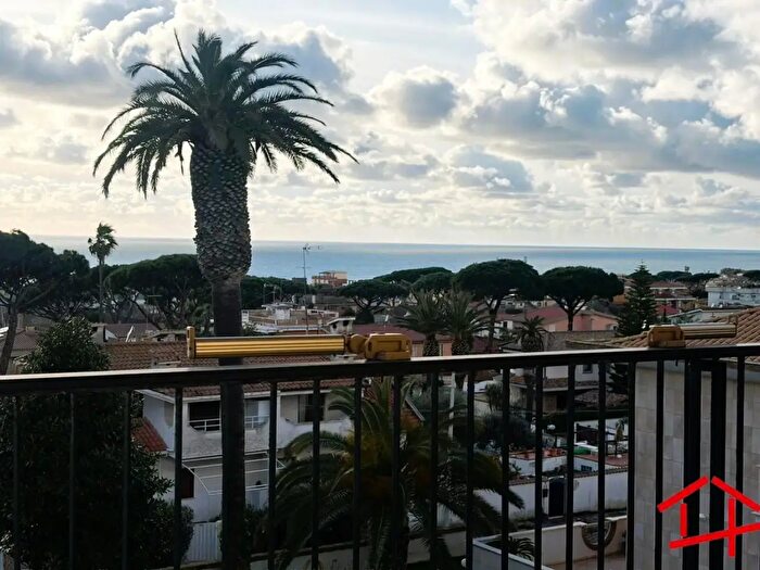 Appartamento trilocale in vendita in Via dei Fauni, Anzio