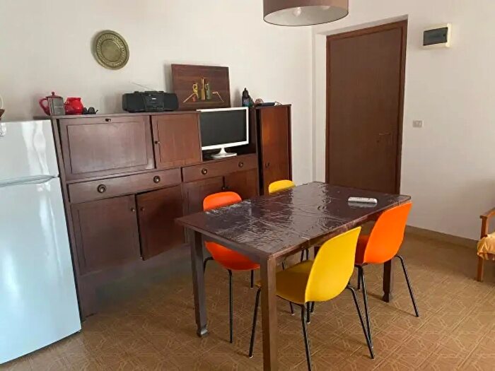 Appartamento quadrilocale in vendita in Viale dei Pini, Rosolina