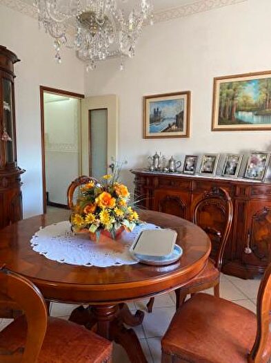 Casa con 6 locali in vendita in Copparo