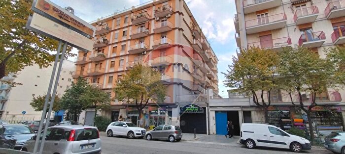 Appartamento trilocale in vendita in Via Giuseppe di Vittorio, Manfredonia
