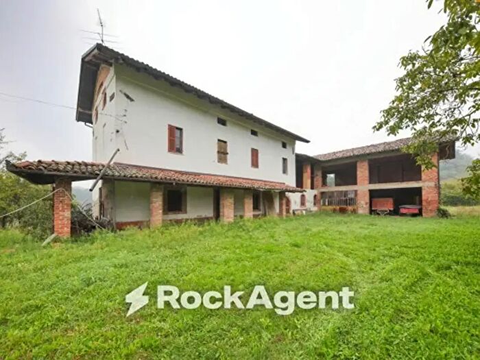 Casa con 5 locali in vendita in Via Case Sparse, Maranzana