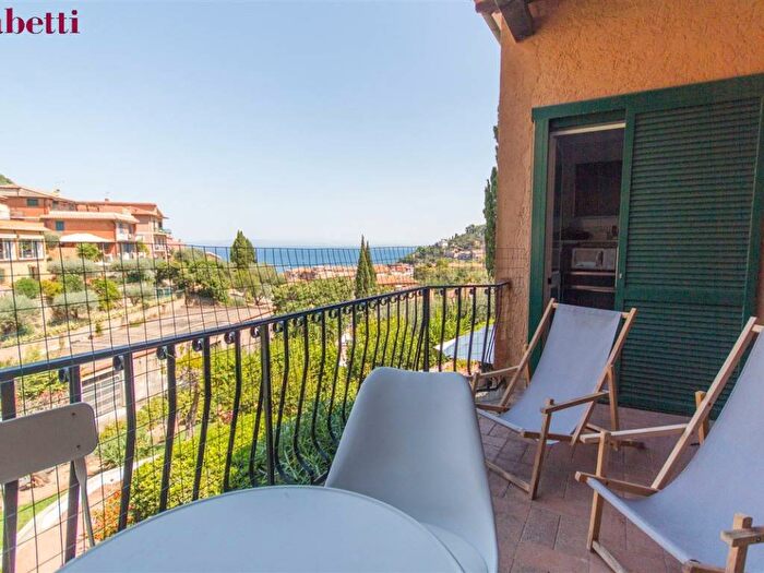 Appartamento quadrilocale in affitto in Via dellAppetito, Porto Santo Stefano, Monte Argentario