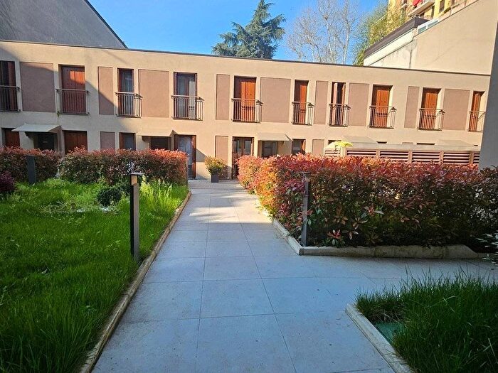 Casa trilocale in affitto in STILICONE, Cenisio, Milano