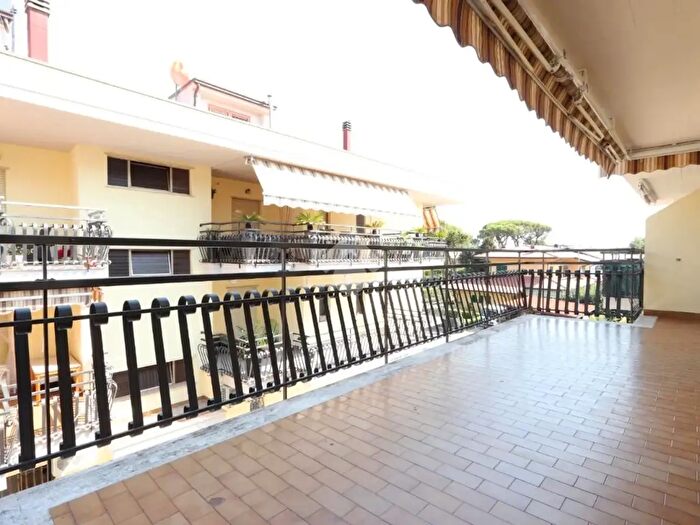 Appartamento trilocale in vendita in Via De Pinedo, Martinsicuro