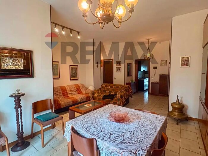 Appartamento trilocale in vendita in Via Puccini, Sesto San Giovanni