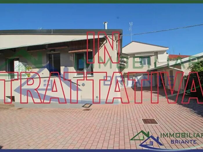 Casa quadrilocale in vendita in Via Pastrengo, Somma Lombardo