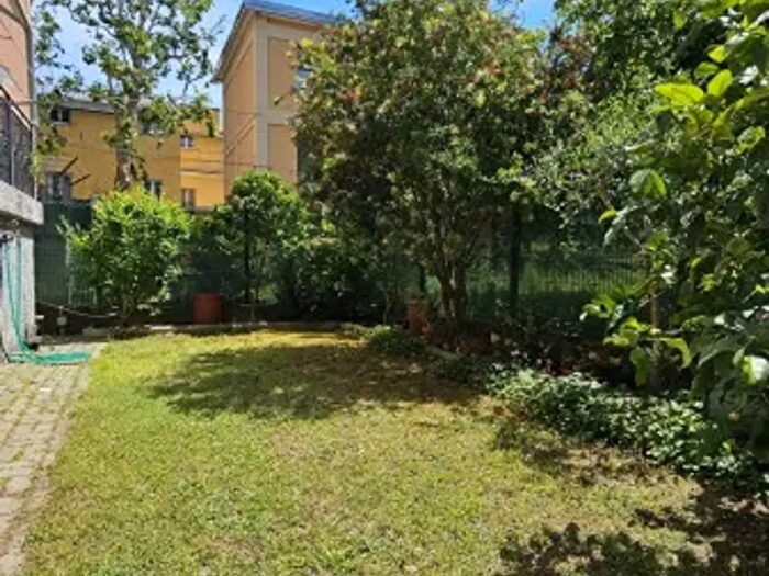 Appartamento quadrilocale in vendita in Via San Giovanni Battista, Genova