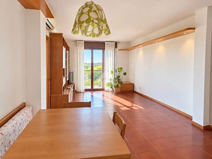 Appartamento quadrilocale in vendita in Via Edison, Novate Milanese