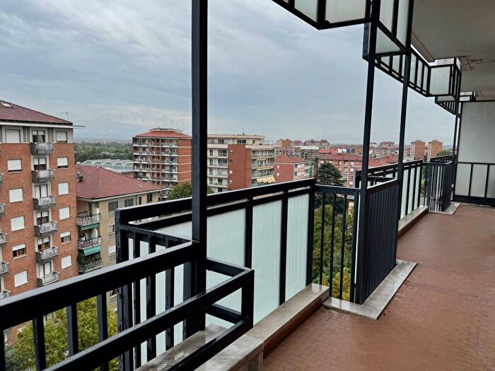 Appartamento quadrilocale in affitto in Via Onorato Vigliani, Mirafiori Sud Onorato Vigliani, Torino