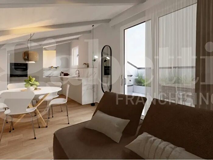 Appartamento trilocale in vendita in Via Beppe Fenoglio, Bologna