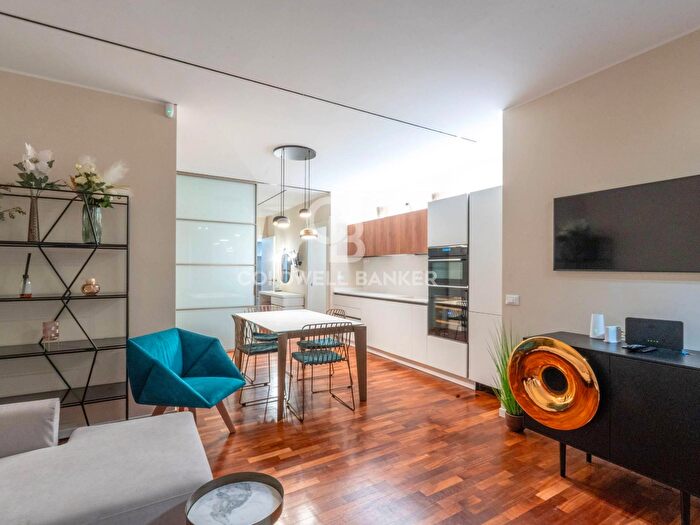 Appartamento bilocale in vendita in Via Costanza, Milano