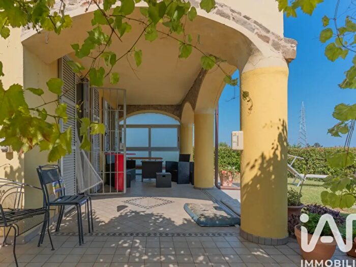 Casa con 8 locali in vendita in Localitãnbsp Ciamboschi, Albenga