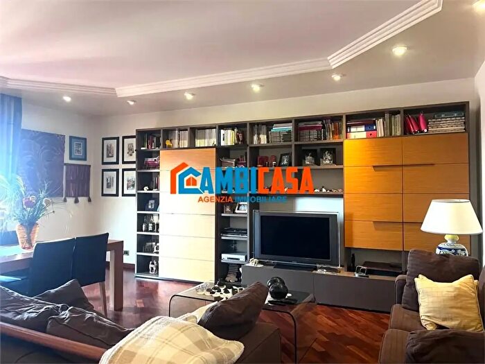 Appartamento trilocale in vendita in Palermo