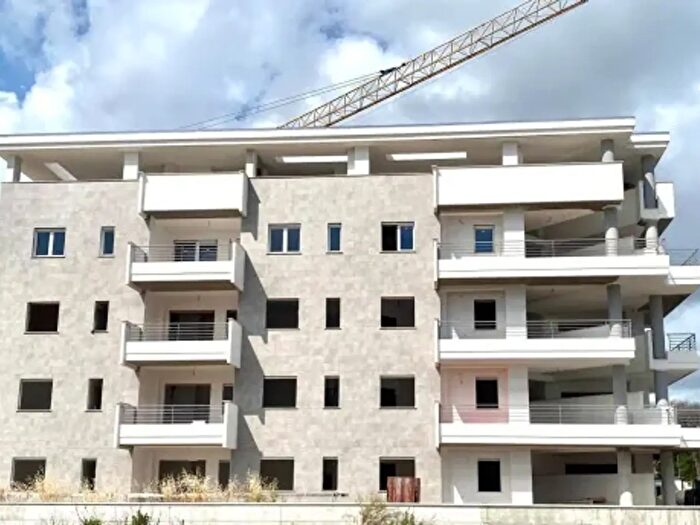 Appartamento quadrilocale in vendita in Via Alberto Franchetti, Roma