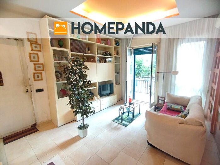 Appartamento bilocale in vendita in Via Antonio Gramsci, Gravina Di Catania