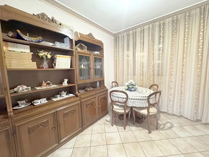 Casa quadrilocale in vendita in Viareggio