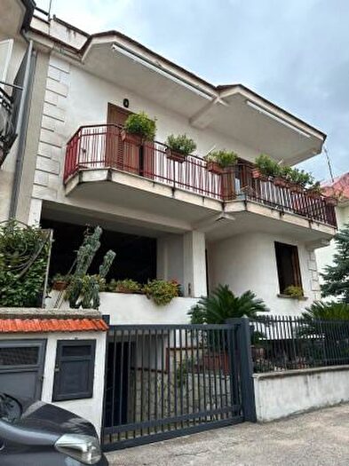 Casa quadrilocale in vendita in Via Giacomo Matteotti, Avella