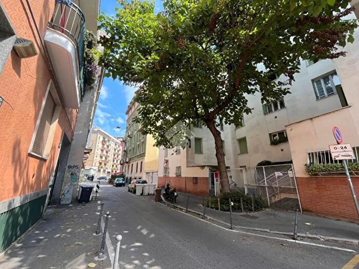 Appartamento monolocale in affitto in Via Altaguardia, Milano