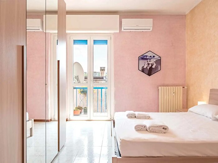 Appartamento monolocale in affitto in Via Privata Flumendosa, Milano