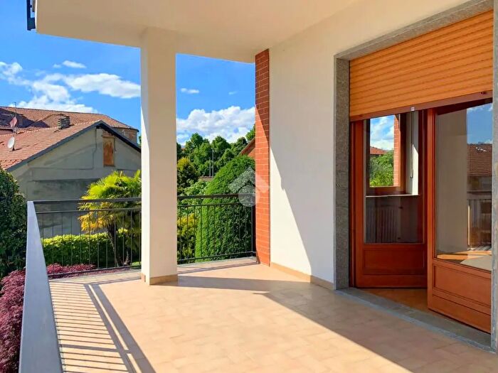 Appartamento quadrilocale in affitto in Via Parrocchia, San Francesco Al Campo