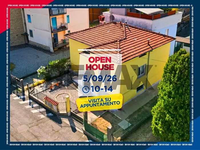Casa trilocale in vendita in Via Gaetano Donizetti a, Bonate Sopra