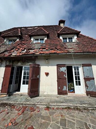 Casa con 6 locali in vendita in Piazza della Chiesa, Savignone