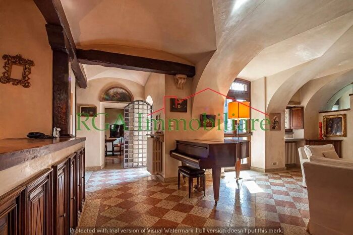 Casa con 8 locali in vendita in Via Europa, San Giorgio Delle Pertiche