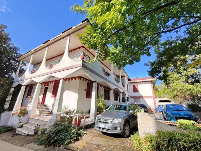 Casa con 6 locali in vendita in Via Nazionale, Liveri