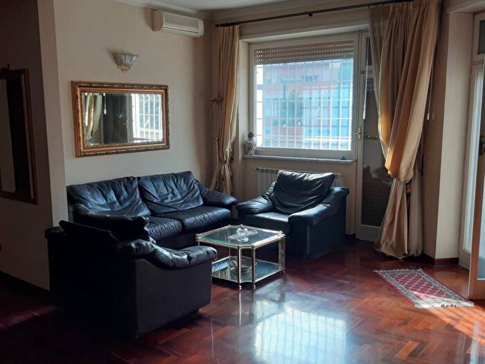 Appartamento quadrilocale in affitto in Viale Romualdo Chiesa, Torrino, Roma