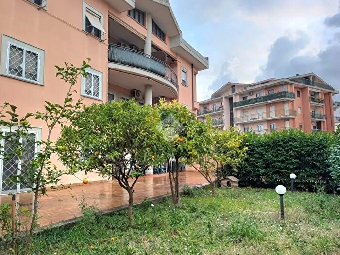 Appartamento quadrilocale in vendita in Via Giuseppe Verdi, Albano Laziale