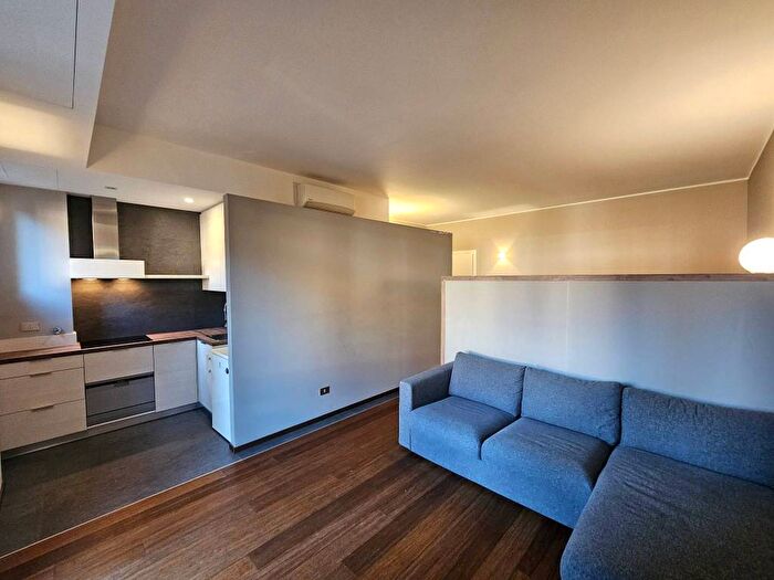 Appartamento monolocale in affitto in Via Cesare Cesariano, Arena, Milano